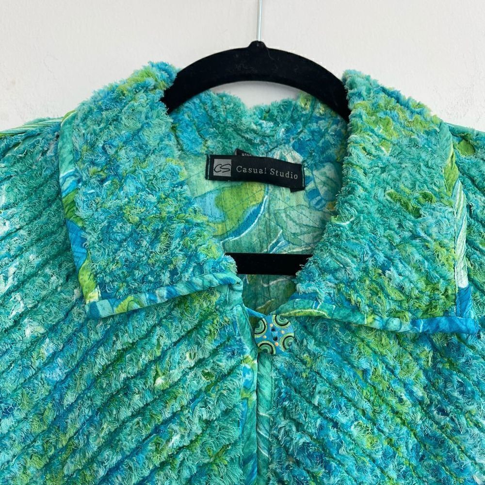 Green and Blue Diagonal Textured Button Down Shacket Size medium - Picture 2 of 6